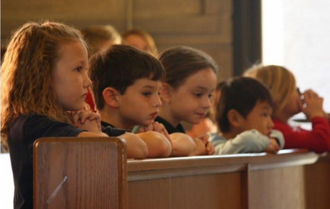 Crianças na igreja