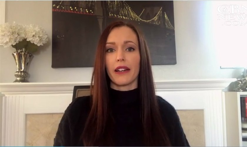 Brittni De La Mora, ex-atriz pornô, hoje se dedica a alertar sobre os malefícios da indústria pornográfica