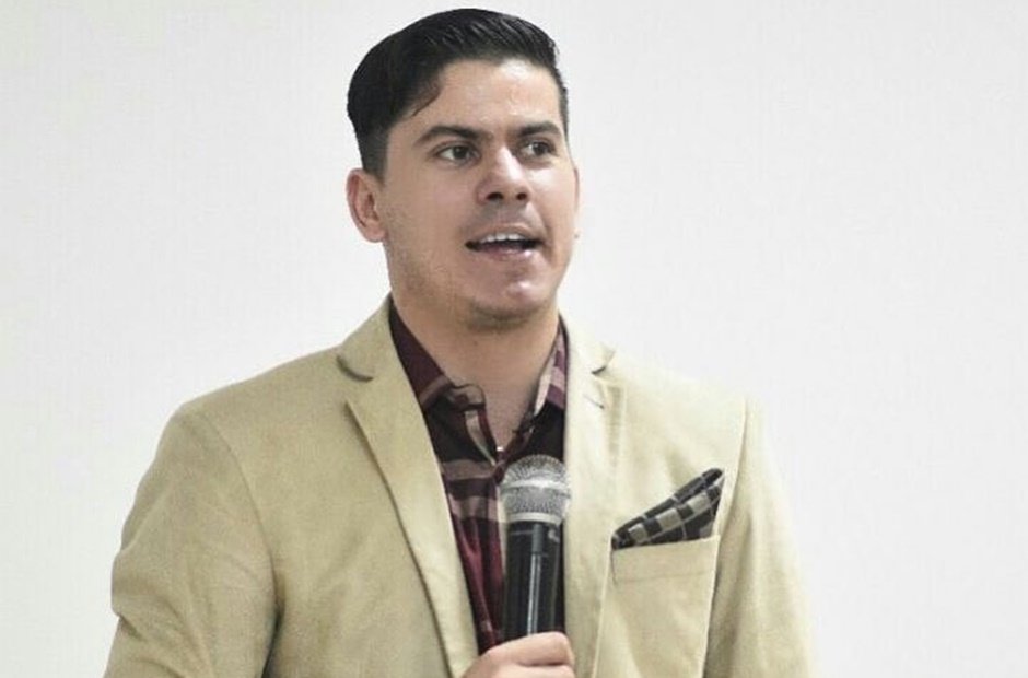 Pastor Mikael Lima de Oliveira tem três mandados de prisão em aberto