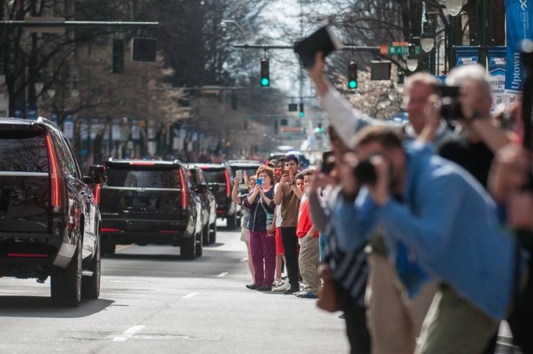 Carreata com o corpo de Billy Graham