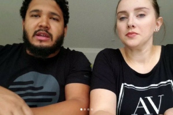 Cantor Israel Salazar, ao lado da sua esposa, confirma a doença e pede orações