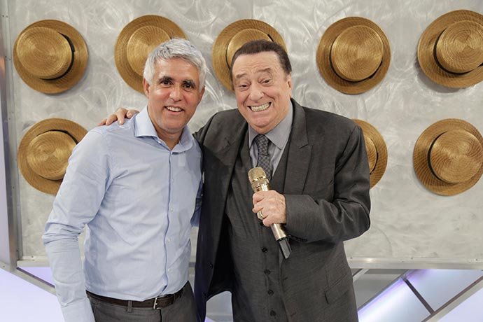 Pastor Cláudio Duarte no quadro 