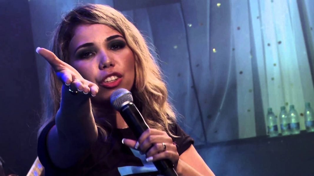 Mylla Carvalho, ex-Companhia do Calypso