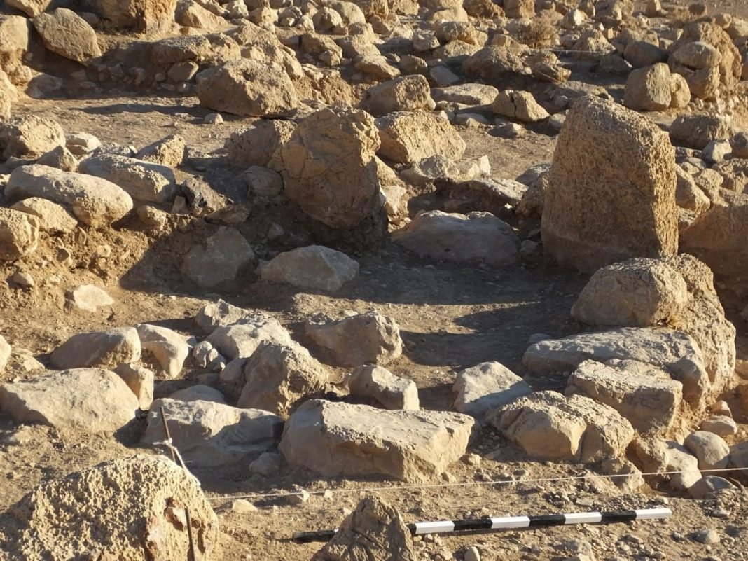 Pequena estrutura com muros de pedras pode ter cercado os animais dos antigos israelitas. (Foto: The Jordan Valley Excavation Project)