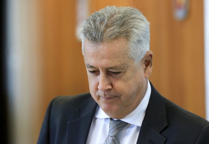 Rodrigo Rollemberg, Governo do DF que mandou derrubar mais de 30 igrejas em Brasília – DF, perdeu a reeleição
