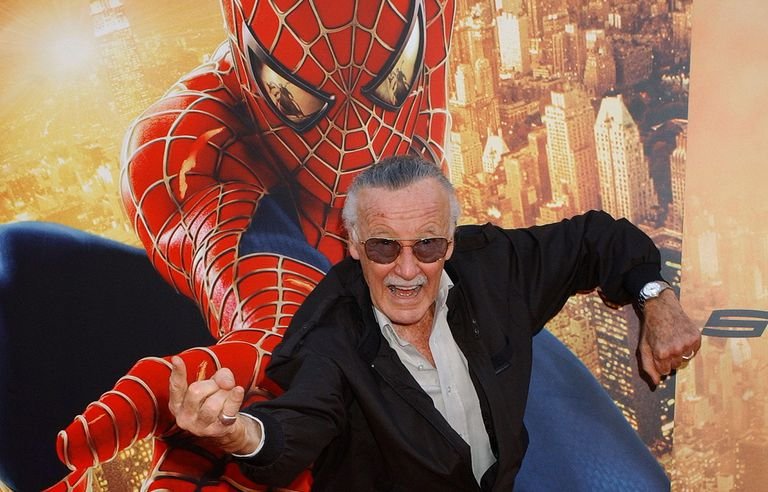 Stan Lee, roteirista e editor da Marvel Comics, morreu aos 95 anos.