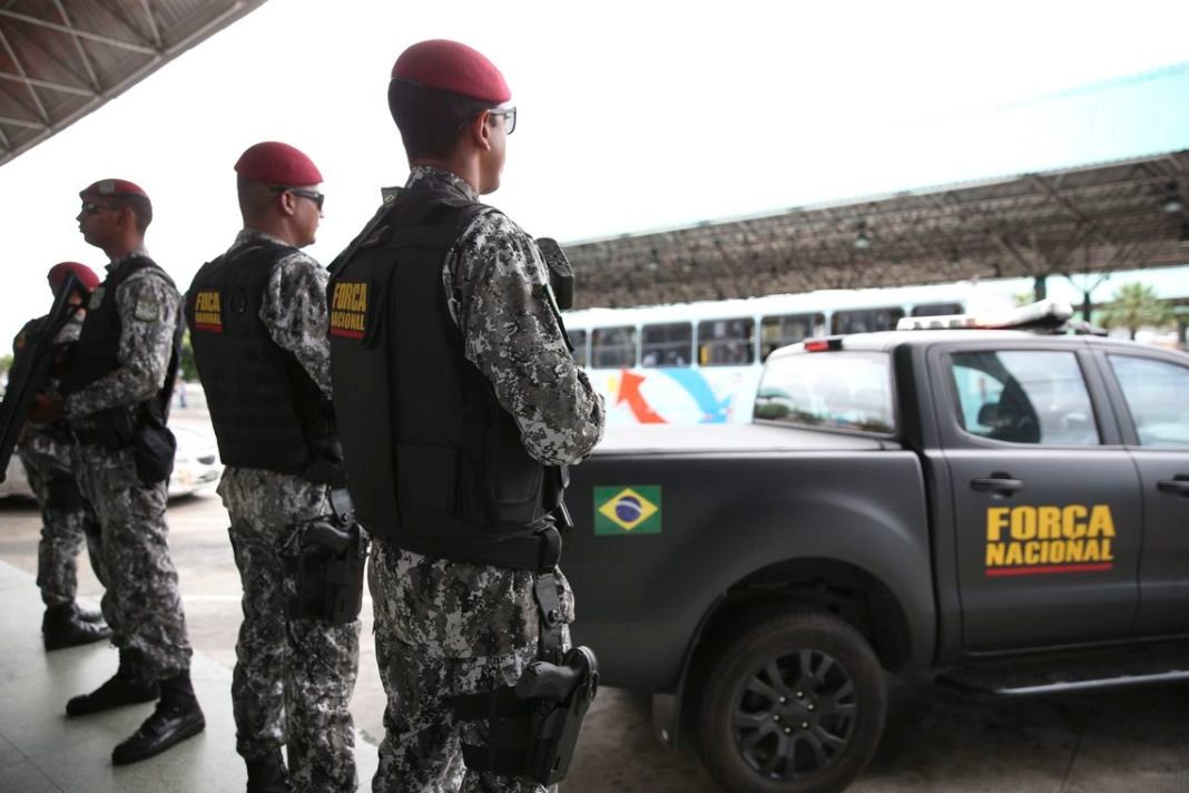 Após a série de ataques no Ceará, a Força Nacional de Segurança Pública está fazendo o policiamento ostensivo nas ruas de Fortaleza, em apoio aos agentes de segurança do estado.