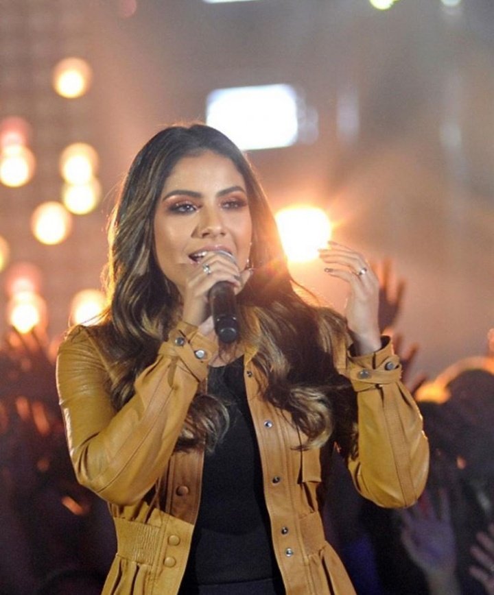 Gabriela Rocha se apresentou no programa 'Só Toca Top', da Rede Globo, em 20 de julho de 2019