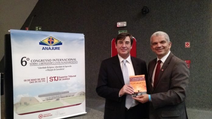 Dr. Gilberto Garcia e Dr. Javier Martínez-Torrón, 6º Congresso Liberdades Civis-ANAJURE