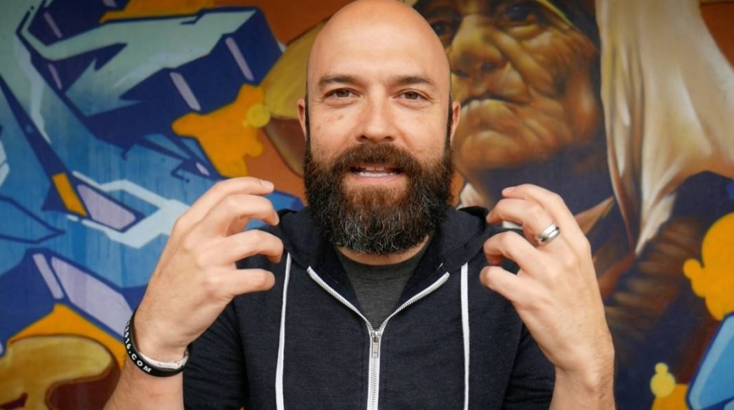 Pastor Joshua Harris is the author of books such as 'I Kissed Dating Goodbye' and 'Boy Meets Girl.'(Facebook/Joshua Harris)