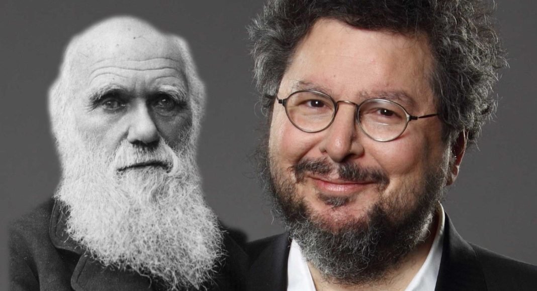 Foto montagem com Charles Darwin e o cientista David Gelernter