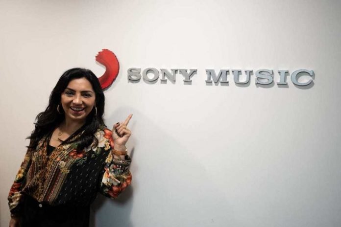 Eyshila é a nova contratada da Sony Music