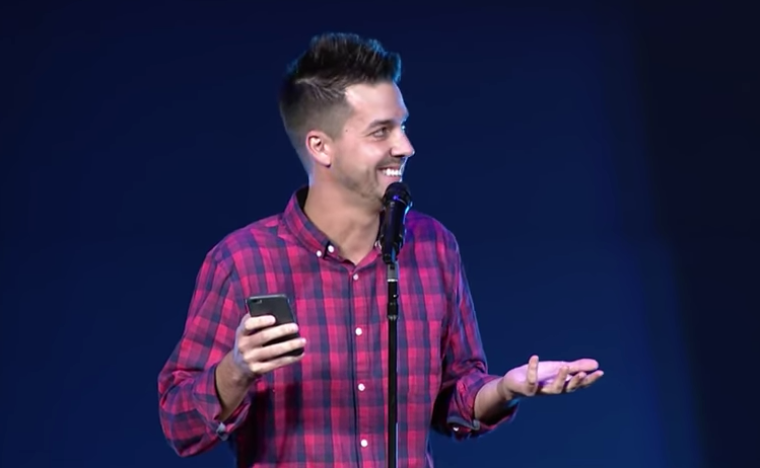 John Crist é um famoso comediante cristão nos EUA