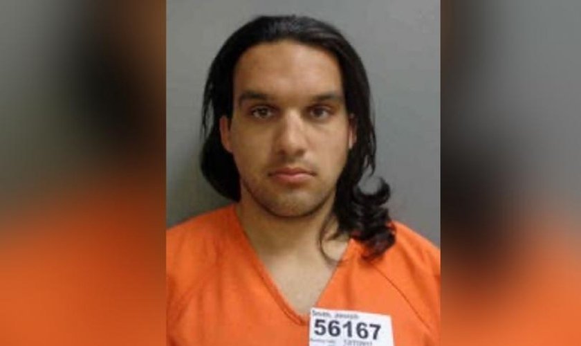 Condenado por abusar de 15 crianças, Joseph Sam Smith conseguiu sair da cadeia após tratamento para transição de gênero. (Foto: Des Mones Register)