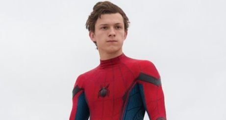Tom Holland como Homem-Aranha