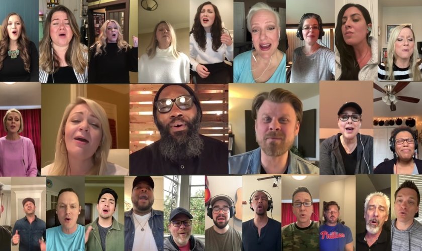 31 cantores gravaram trechos do hino em suas casas e enviaram a um renomado produtor e arranjador para unir todas as vozes e formar o 'coral virtual'. (Foto: Youtube / Reprodução)