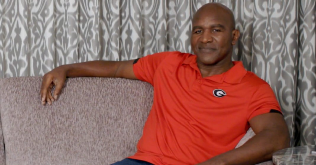 Evander Holyfield, campeão mundial de boxe