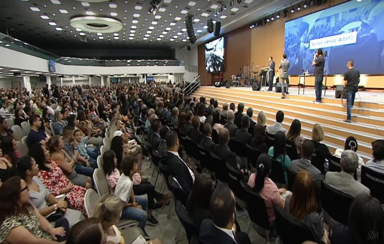 Silas Malafaia pregando na sua igreja Assembleia de Deus Vitória em Cristo no Rio de Janeiro