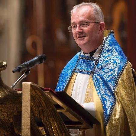 O reverendo Timothy Cole, reitor da Igreja de Cristo em Georgetown