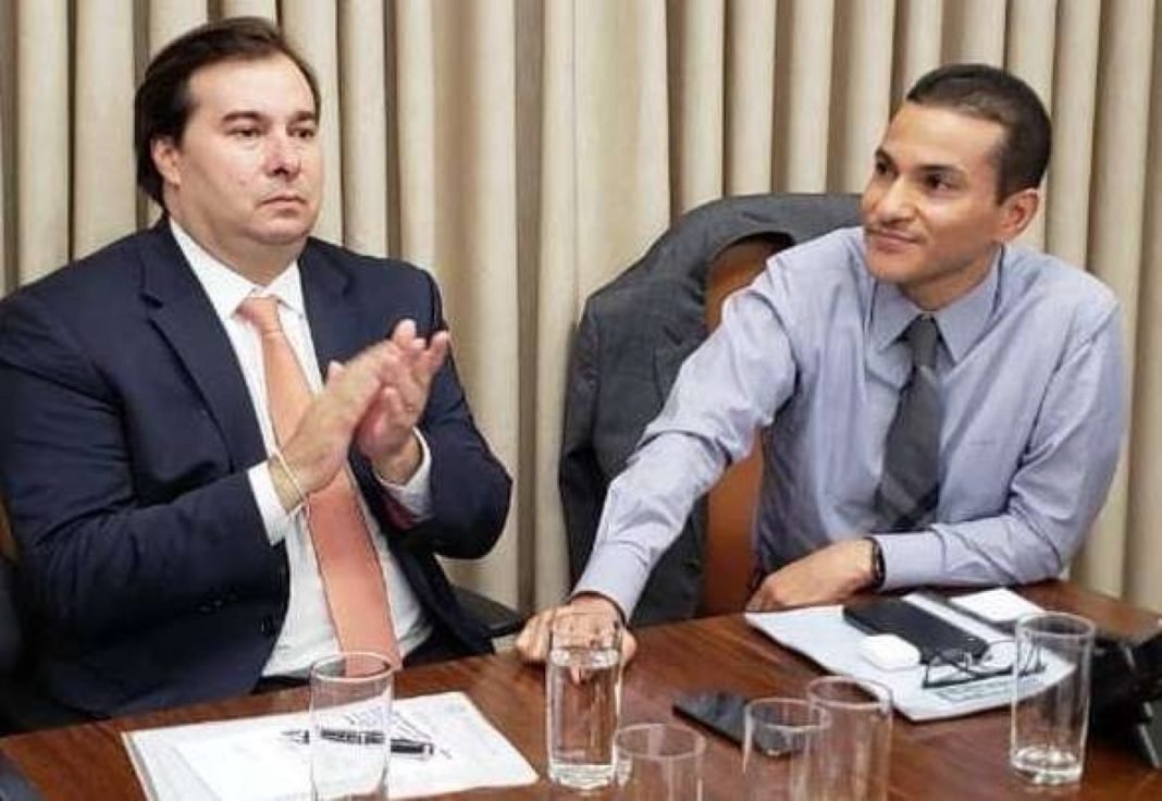 Deputados Rodrigo Maia (DEM) e bispo Marcos Pereira (PRB/Republicanos), presidente e 1º vice-presidente da Câmara dos Deputados.