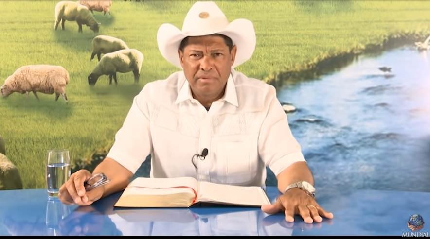 Valdemiro Santiago é líder da Igreja Mundial do Poder de Deus