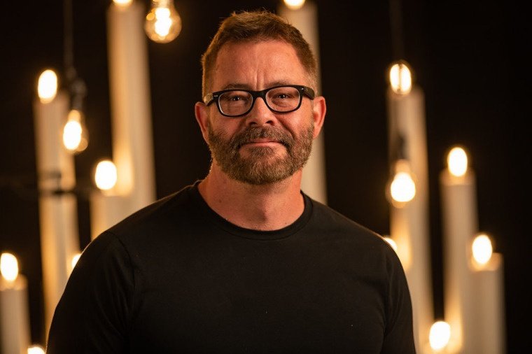 Pastor Darrin Patrick morreu por suicídio no dia 7 de maio de 2020, revelou autópsia.