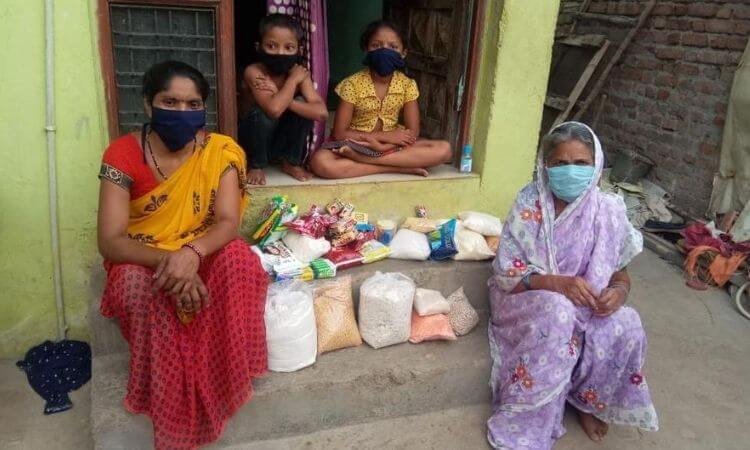 Cristãos indianos foram excluídos da ajuda governamental por causa da fé, mas receberam itens de alimentação e higiene dos irmãos e irmãs ao redor do mundo