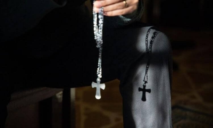 Cristãos enfrentam perseguição religiosa em diversos países