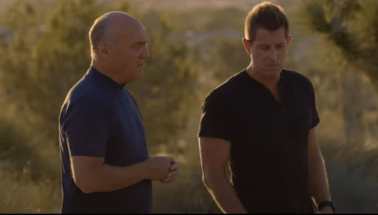 Greg Laurie e Jeremy Camp durante a cruzada evangelística 