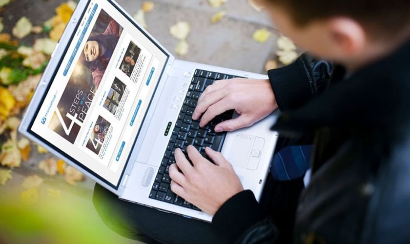 Site da Associação Evangelística Billy Graham dispõe de programas de discipulado online.