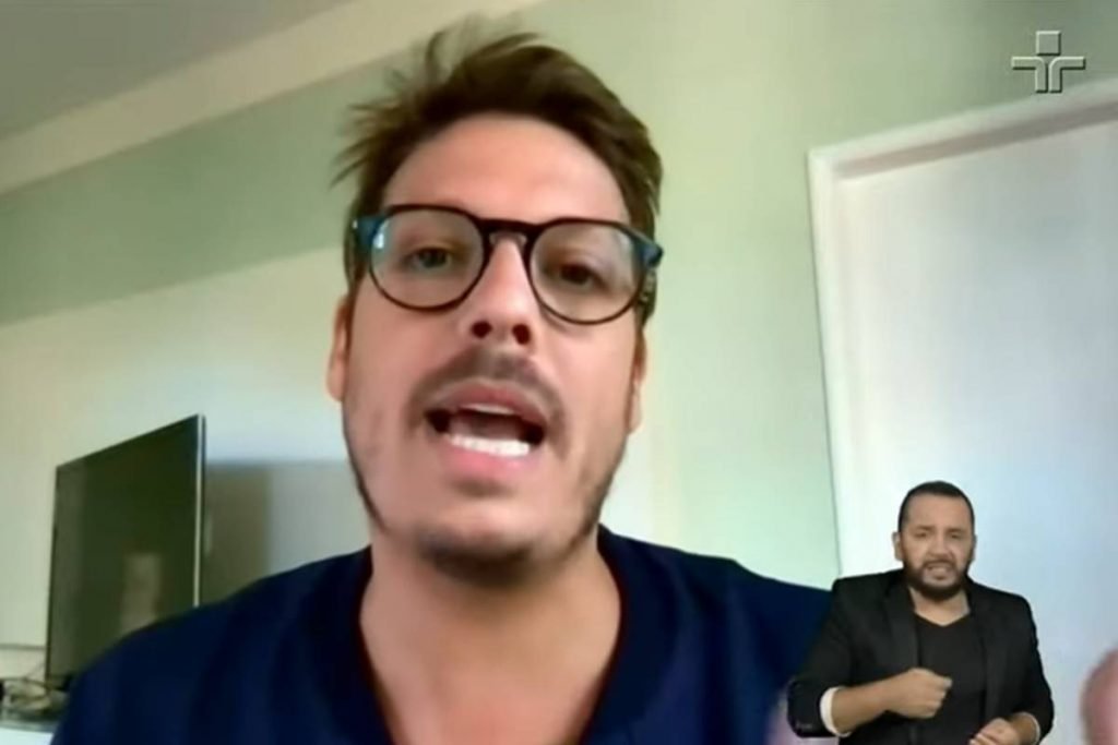 O humorista Fabio Porchat participou do programa Roda Viva da TV Cultura
