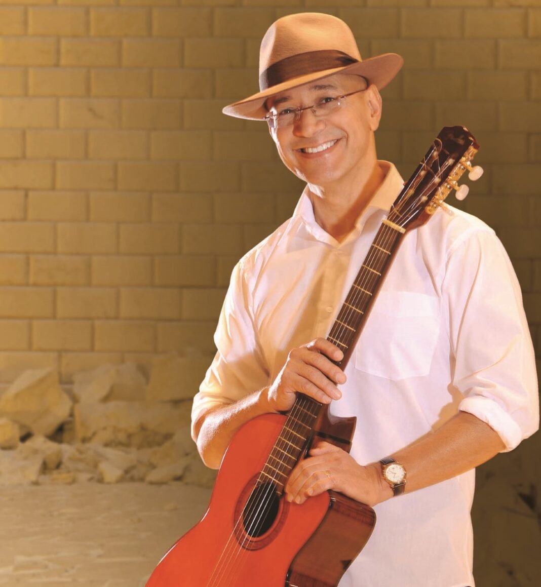 Cantor Sérgio Lopes