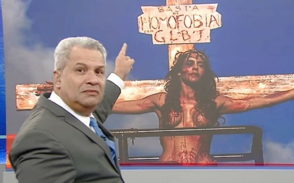 Sikêra Junior durante exibição do programa Alerta Nacional que resultou em processo (Foto: Reprodução)