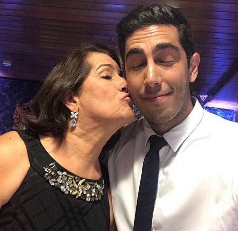 Jonathan Nemer e a sua mãe, Sara Nemer (Foto: Arquivo pessoal)