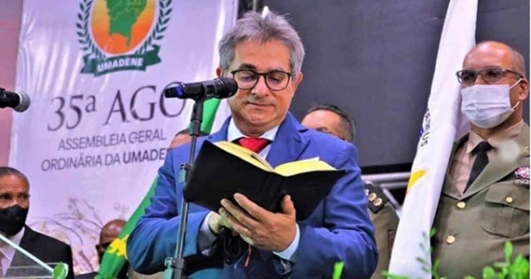 Pastor Roberto José dos Santos é o pastor presidente das Assembleias de Deus na cidade de Abreu e Lima, em Pernambuco.