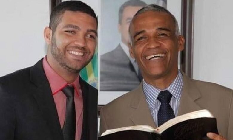 Pastor Sargento Isidório e seu filho, o deputado estadual João Isidório.