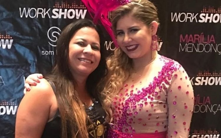 Marília Mendonça e sua mãe Ruth