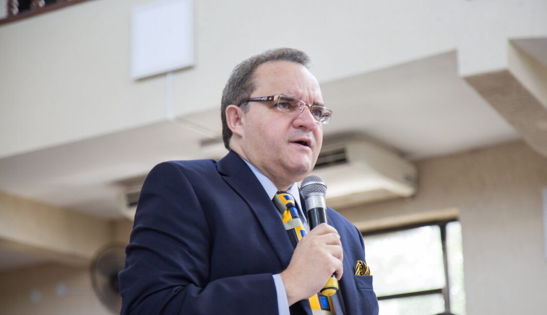 Abner Ferreira, bispo da Igreja Assembleia de Deus.