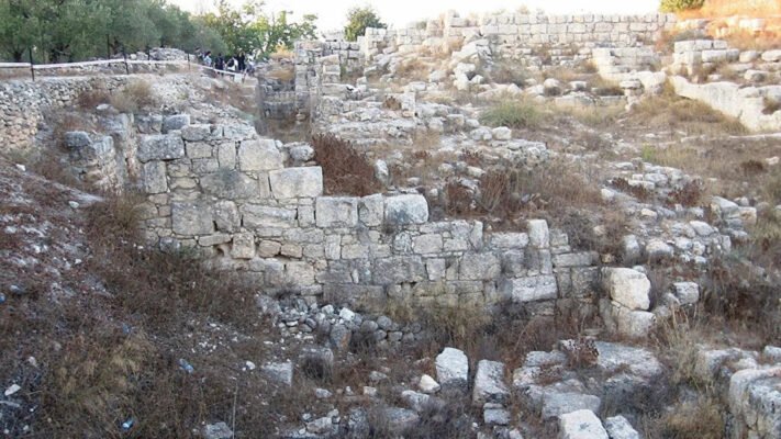 Escavações no altar de Josué - Foto: Daniel Ventura/Ancient Samaria