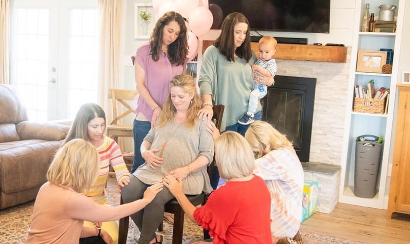 O Blue Haven Ranch oferece uma rede de apoio para mães em vulnerabilidade. (Foto: Facebook/Blue Haven Ranch).