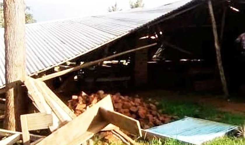 O templo da Malakachomo Revival Church of God ficou completamente destruído. (Foto: Morning Star News