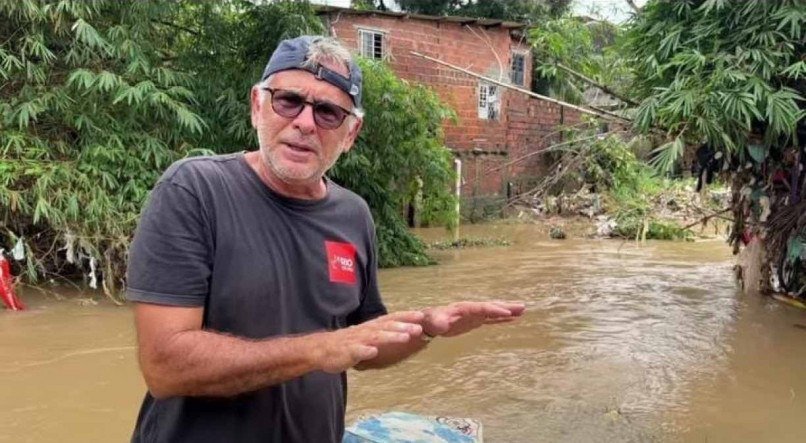 Antônio Carlos Costa visita comunidades do Grande Recife - FOTO: Reprodução/Redes sociais