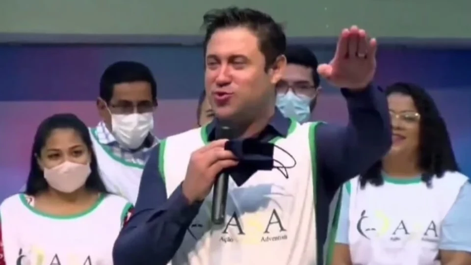 Pastor Célio José Longo fez gesto nazista e exaltou Hitler (Foto: Reprodução)
