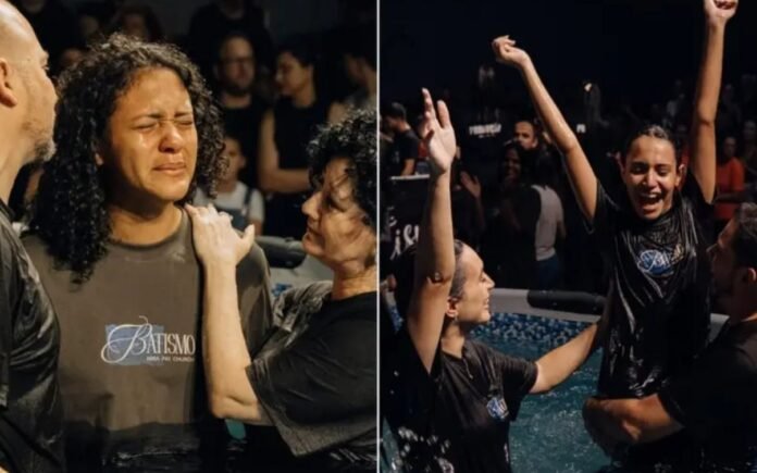 Batismo coletivo com centenas de novos convertidos em igreja de Santa Catarina