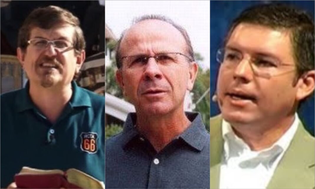 Pastor Luiz Sayão em escritório com livros