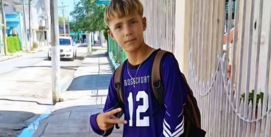 Adolescente Jonathan Muir Burgos em detenção em Cuba.