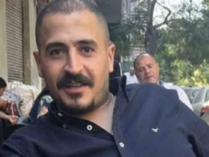 Said Abdelrazek, convertido cristão egípcio, diante de uma audiência judicial.