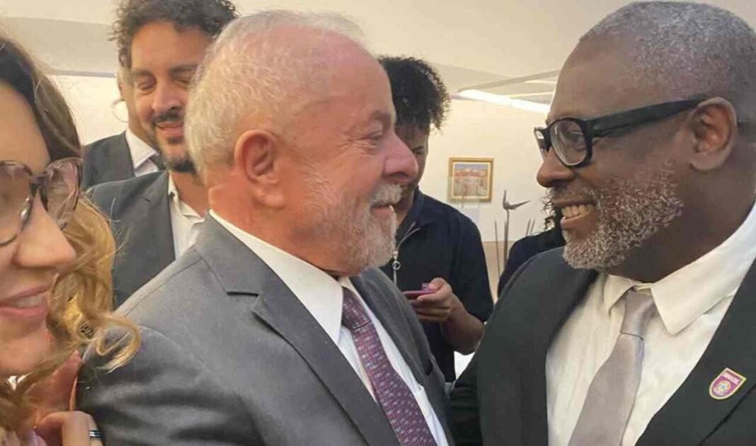 Kleber Lucas em evento político do PT no Rio de Janeiro