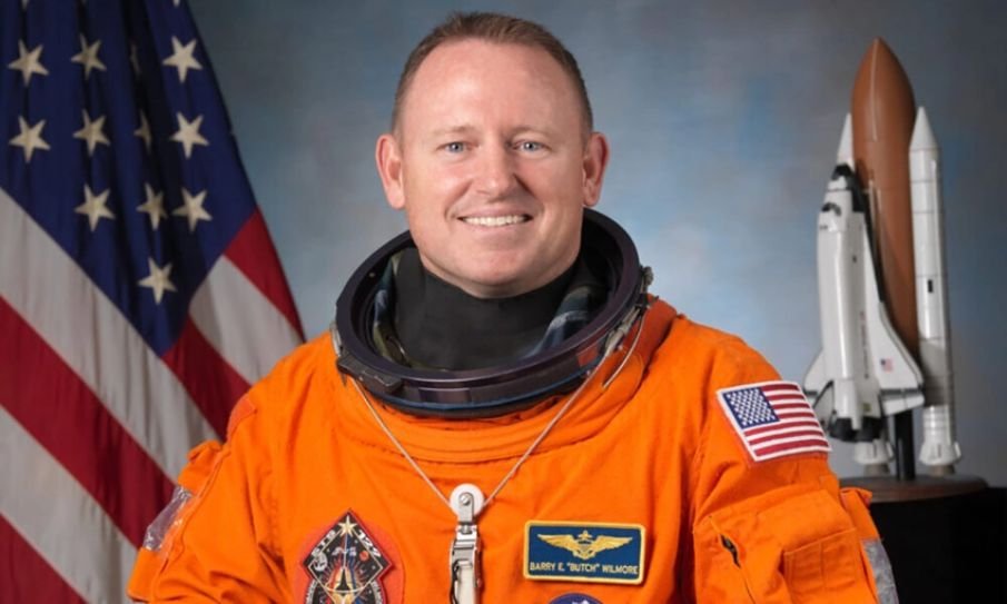 Astronauta em missão espacial reflete sobre sua fé em meio a desafios