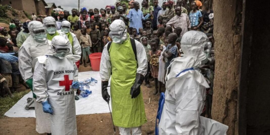 Comunidade congolesa enfrenta violência e surto de Ebola